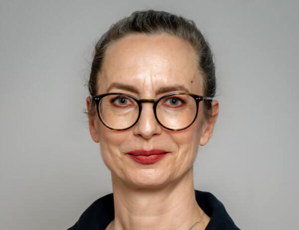 Simone D.